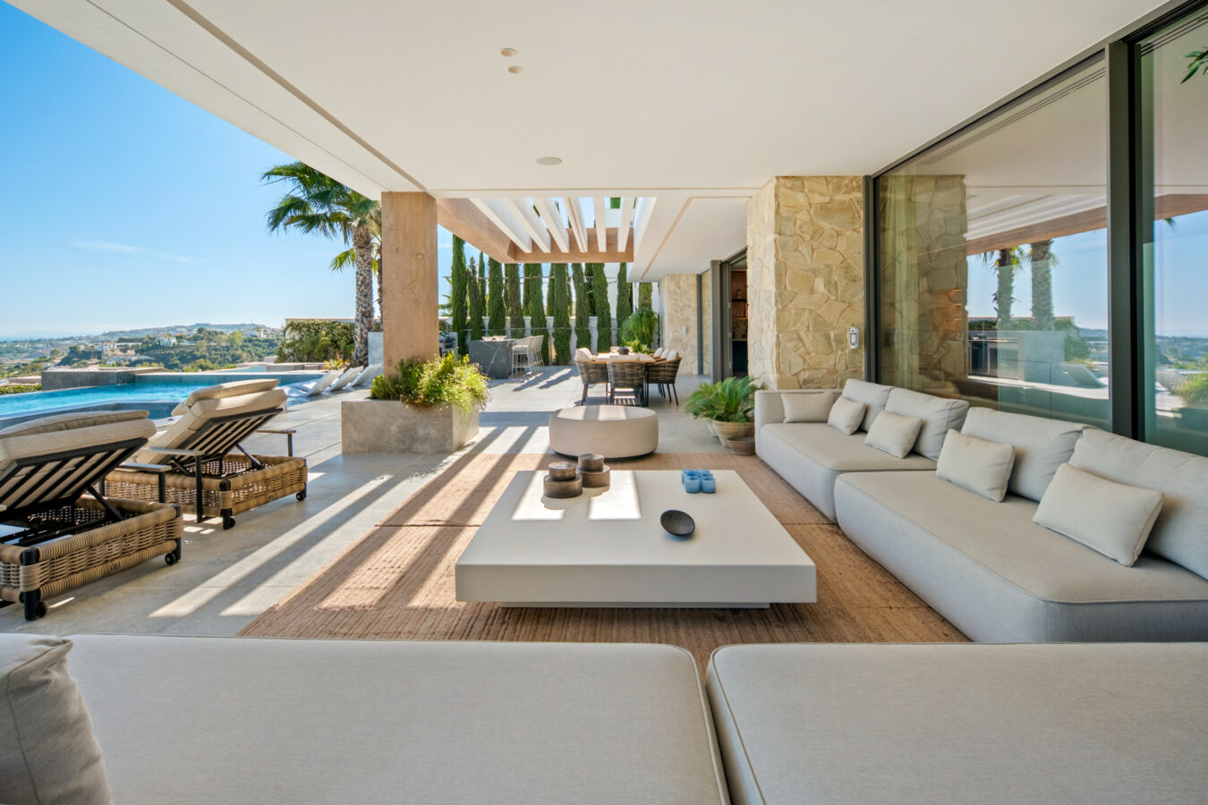 FOR SALE 🌟 Contemporary Luxury Villa – El Herrojo, Benahavís Spain🇪🇸