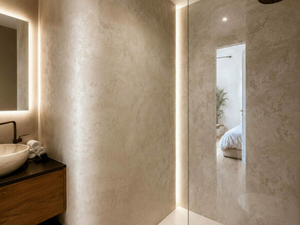 FOR SALE 🏡 Fully Renovated Designer Townhouse with Garden and Rooftop Solarium – Golden Mile, Marbella 🇪🇸