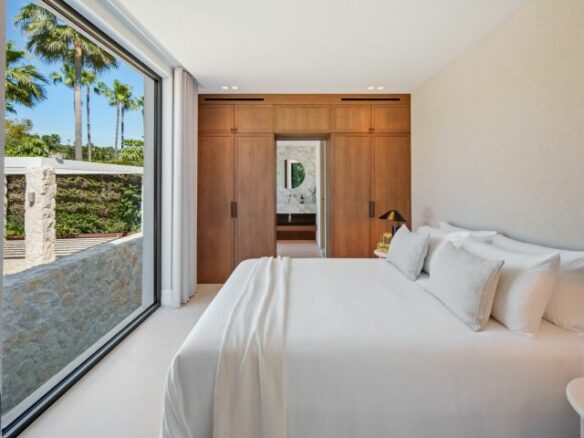 Stylish Modern Villa for Sale in Marbella’s Golf Valley