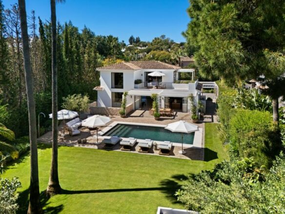 Stylish Modern Villa for Sale in Marbella’s Golf Valley
