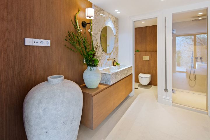 Stylish Modern Villa for Sale in Marbella’s Golf Valley