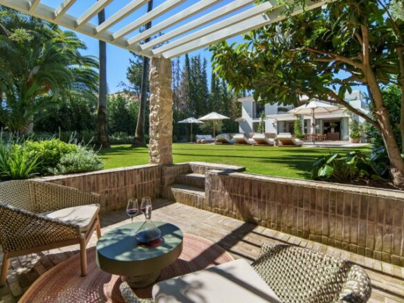 Stylish Modern Villa for Sale in Marbella’s Golf Valley