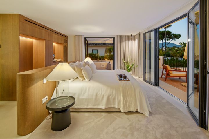 Stylish Modern Villa for Sale in Marbella’s Golf Valley