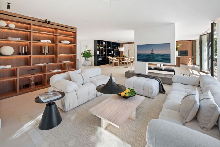 Stylish Modern Villa for Sale in Marbella’s Golf Valley