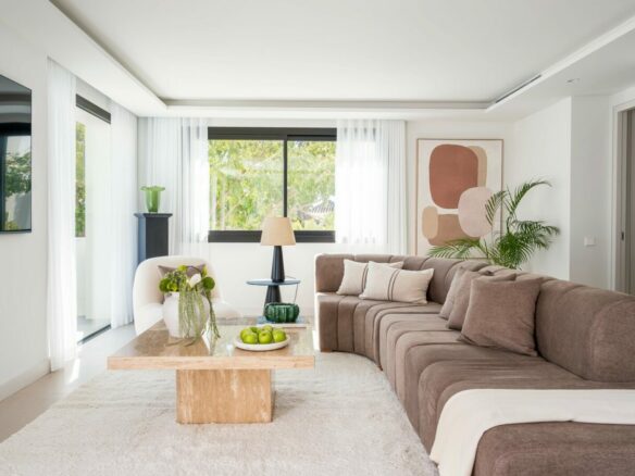 FOR SALE 🏡 New Andalusian-Style Villa with Guest Studio, Pool and Valley Views – La Cerquilla, Nueva Andalucía, Marbella 🇪🇸