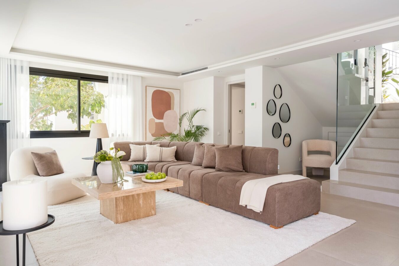 FOR SALE 🏡 New Andalusian-Style Villa with Guest Studio, Pool and Valley Views – La Cerquilla, Nueva Andalucía, Marbella 🇪🇸
