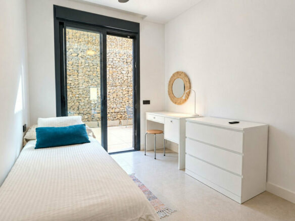 FOR SALE 🏡 Brand-New Furnished Three-Bedroom Apartment with Sea-View Terrace – Altos de los Monteros, Marbella East 🇪🇸