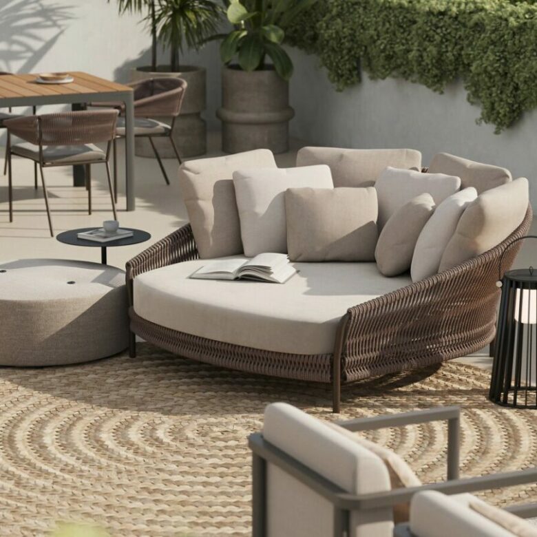 FOR SALE 🏡 New Two-Bedroom Apartment with Designer Interiors near the Beach – San Pedro de Alcántara, Marbella 🇪🇸