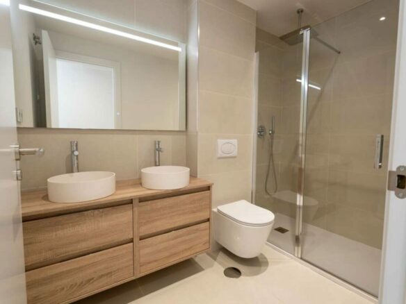 FOR SALE 🏡 New Two-Bedroom Apartment with Sea Views and Large Outdoor Space – Las Lomas del Higuerón, Fuengirola 🇪🇸
