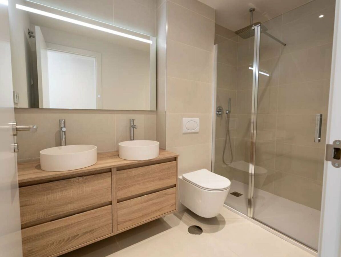 FOR SALE 🏡 New Two-Bedroom Apartment with Sea Views and Large Outdoor Space – Las Lomas del Higuerón, Fuengirola 🇪🇸