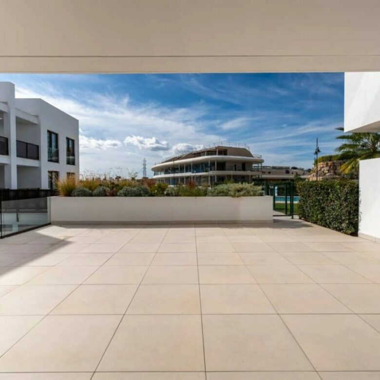 FOR SALE 🏡 New Two-Bedroom Apartment with Sea Views and Large Outdoor Space – Las Lomas del Higuerón, Fuengirola 🇪🇸