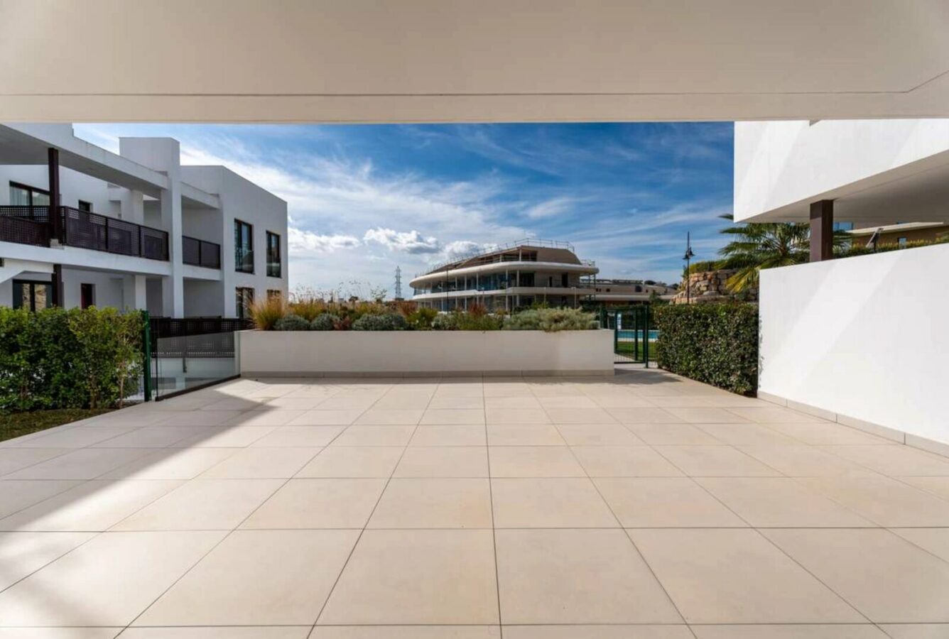 FOR SALE 🏡 New Two-Bedroom Apartment with Sea Views and Large Outdoor Space – Las Lomas del Higuerón, Fuengirola 🇪🇸