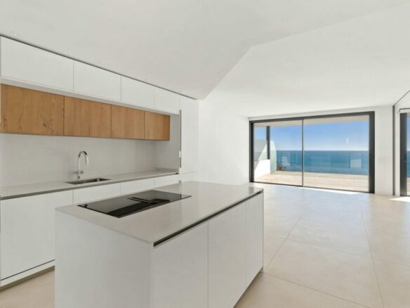 FOR SALE 🏡 Off-Plan Duplex Penthouse with Sea Views and Resort-Style Amenities – Reserva del Higuerón, Benalmádena 🇪🇸