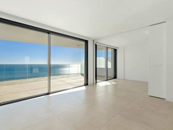 FOR SALE 🏡 Off-Plan Duplex Penthouse with Sea Views and Resort-Style Amenities – Reserva del Higuerón, Benalmádena 🇪🇸