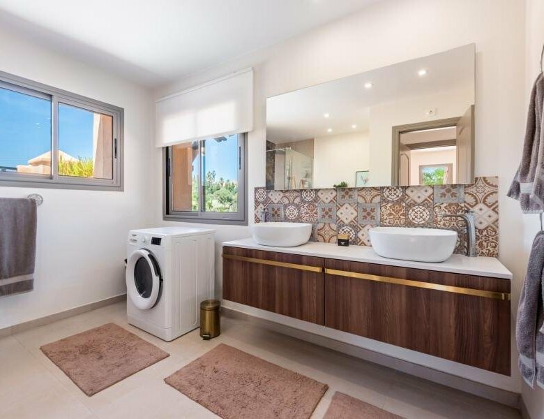 FOR SALE 🏡 Refurbished Duplex Penthouse with Jacuzzi, Sauna and 150 m² of Terraces – El Campanario, Estepona 🇪🇸