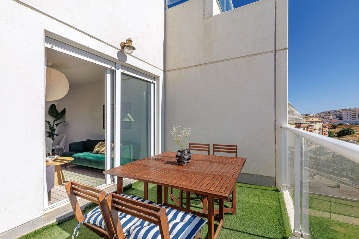 FOR SALE 🏡 Duplex Penthouse with 84 m² Private Solarium, Walk to Beach and Old Town – Estepona Town, Estepona 🇪🇸
