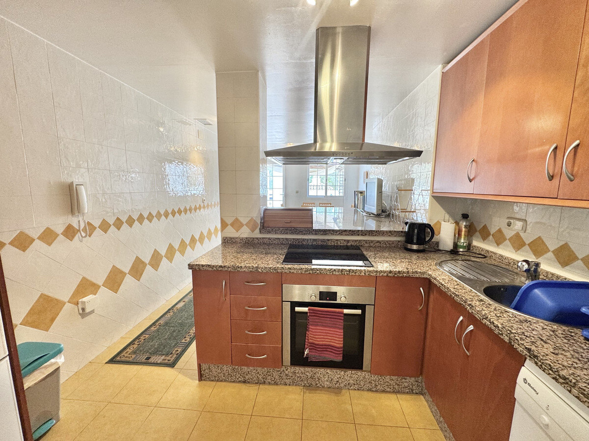FOR SALE 🏡 Three-Bedroom Duplex Penthouse with 170 m² of Terraces and Sea Views – Río Real, Marbella 🇪🇸