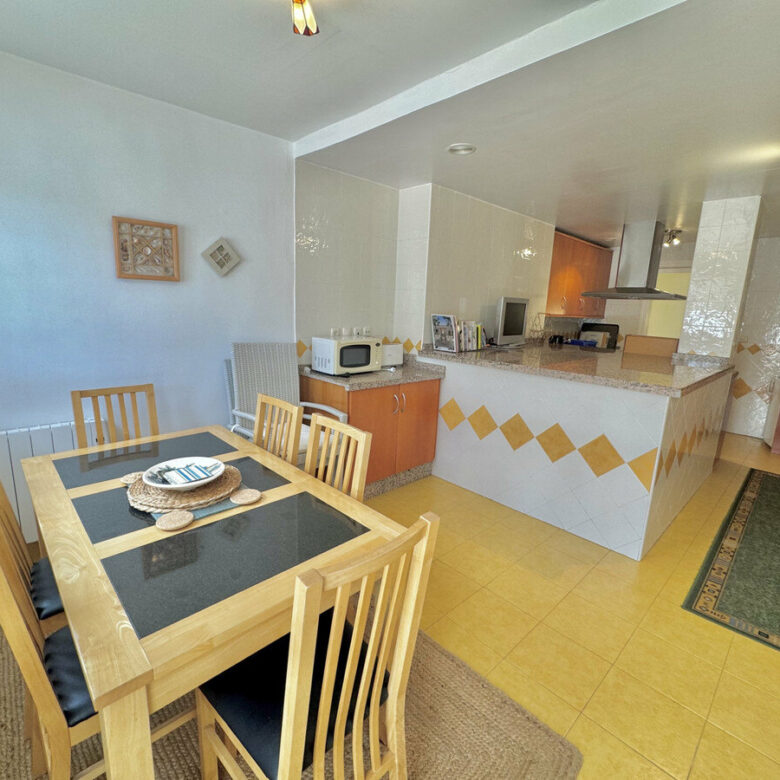 FOR SALE 🏡 Three-Bedroom Duplex Penthouse with 170 m² of Terraces and Sea Views – Río Real, Marbella 🇪🇸