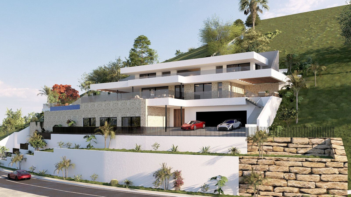 FOR SALE 🏡 South-Facing Sea-View Plot with Building Licence and Villa Project – Real de La Quinta, Benahavís 🇪🇸