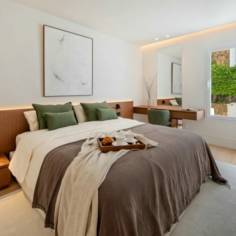FOR SALE 🏡 Renovated Four-Bedroom Garden Duplex with Outdoor Kitchen, Frontline Golf – Los Naranjos, Nueva Andalucía 🇪🇸