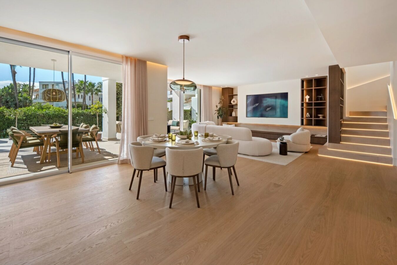 FOR SALE 🏡 Renovated Four-Bedroom Garden Duplex with Outdoor Kitchen, Frontline Golf – Los Naranjos, Nueva Andalucía 🇪🇸