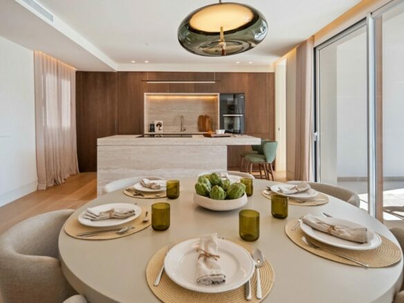 FOR SALE 🏡 Renovated Four-Bedroom Garden Duplex with Outdoor Kitchen, Frontline Golf – Los Naranjos, Nueva Andalucía 🇪🇸
