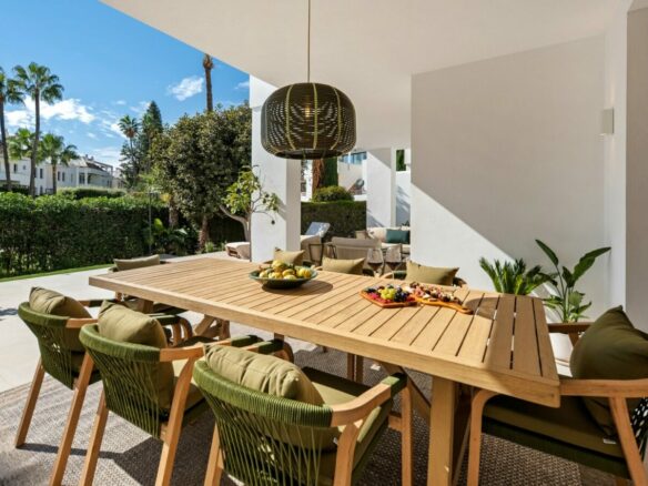 FOR SALE 🏡 Renovated Four-Bedroom Garden Duplex with Outdoor Kitchen, Frontline Golf – Los Naranjos, Nueva Andalucía 🇪🇸