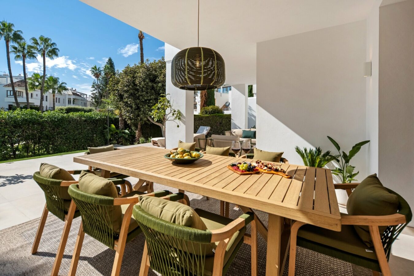 FOR SALE 🏡 Renovated Four-Bedroom Garden Duplex with Outdoor Kitchen, Frontline Golf – Los Naranjos, Nueva Andalucía 🇪🇸