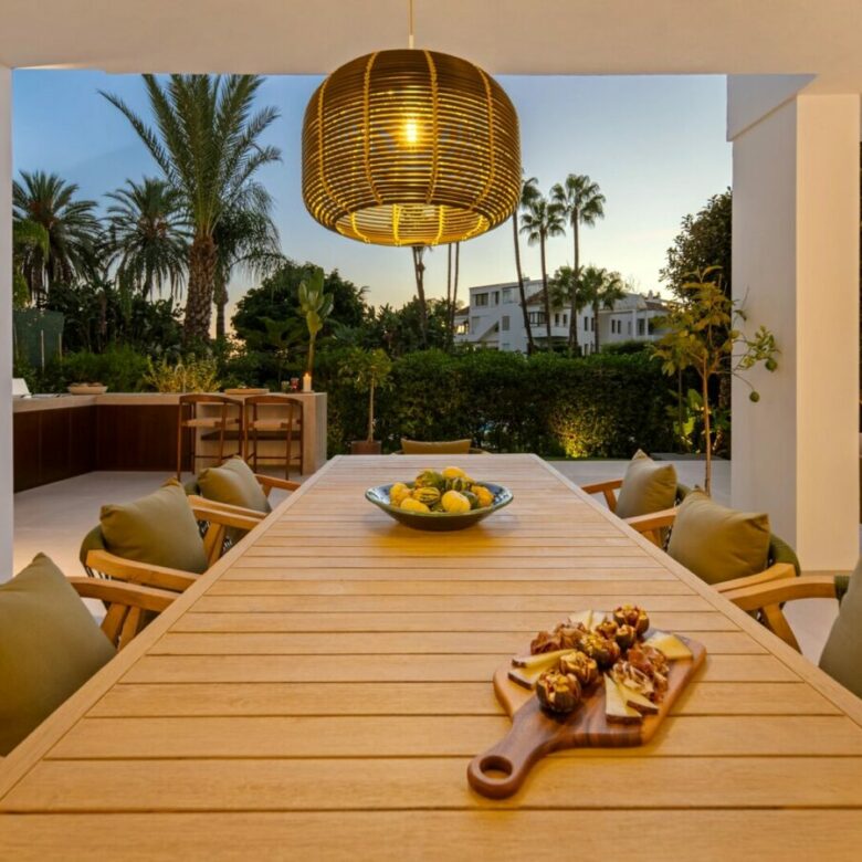 FOR SALE 🏡 Renovated Four-Bedroom Garden Duplex with Outdoor Kitchen, Frontline Golf – Los Naranjos, Nueva Andalucía 🇪🇸