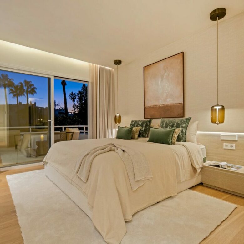 FOR SALE 🏡 Renovated Four-Bedroom Garden Duplex with Outdoor Kitchen, Frontline Golf – Los Naranjos, Nueva Andalucía 🇪🇸