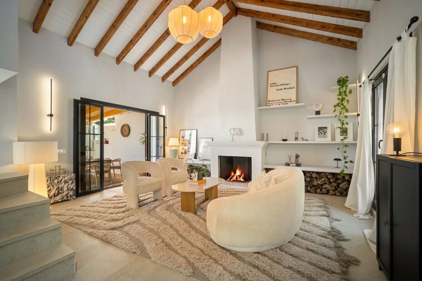 FOR SALE 🏡 Renovated Four-Bedroom Townhouse with Sea Views and Sauna in a Gated Community – Golden Mile, Marbella 🇪🇸
