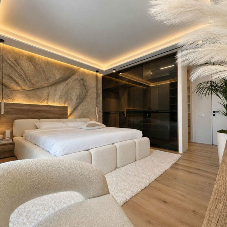 FOR SALE 🏡 Renovated Three-Bedroom Apartment with Terrace in a Gated Community – Nagüeles, Golden Mile, Marbella 🇪🇸