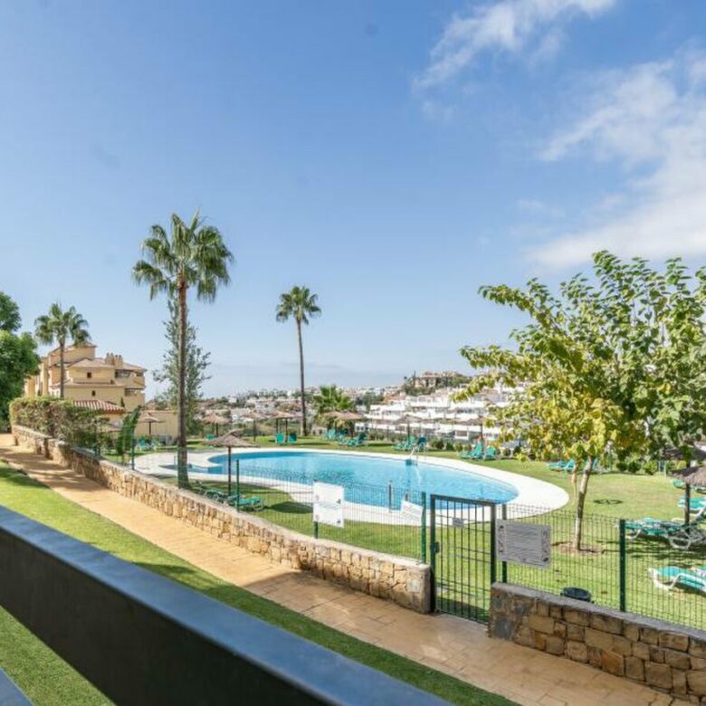 FOR SALE 🏡 Renovated Two-Bedroom Garden Apartment with Pool Views near the Golf – La Resina Golf, Estepona 🇪🇸