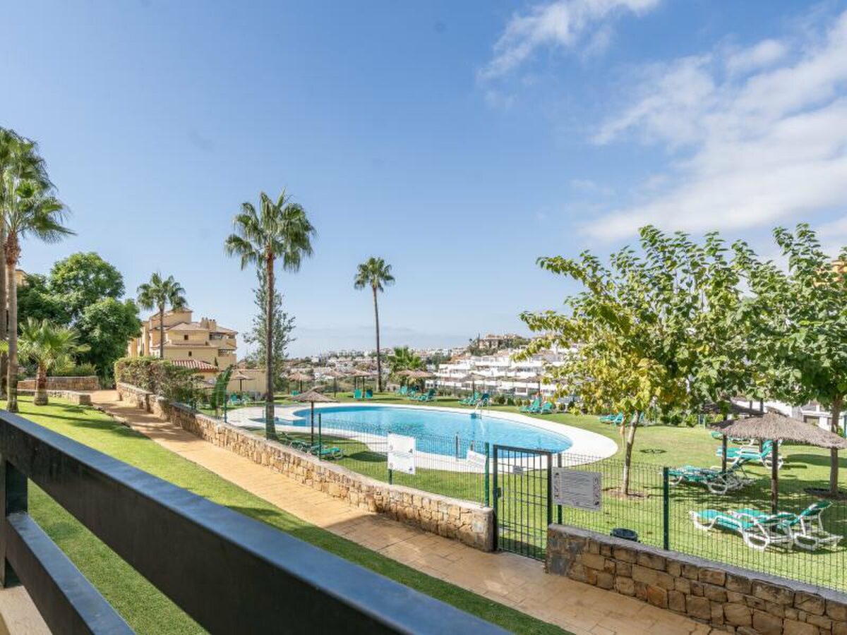 FOR SALE 🏡 Renovated Two-Bedroom Garden Apartment with Pool Views near the Golf – La Resina Golf, Estepona 🇪🇸