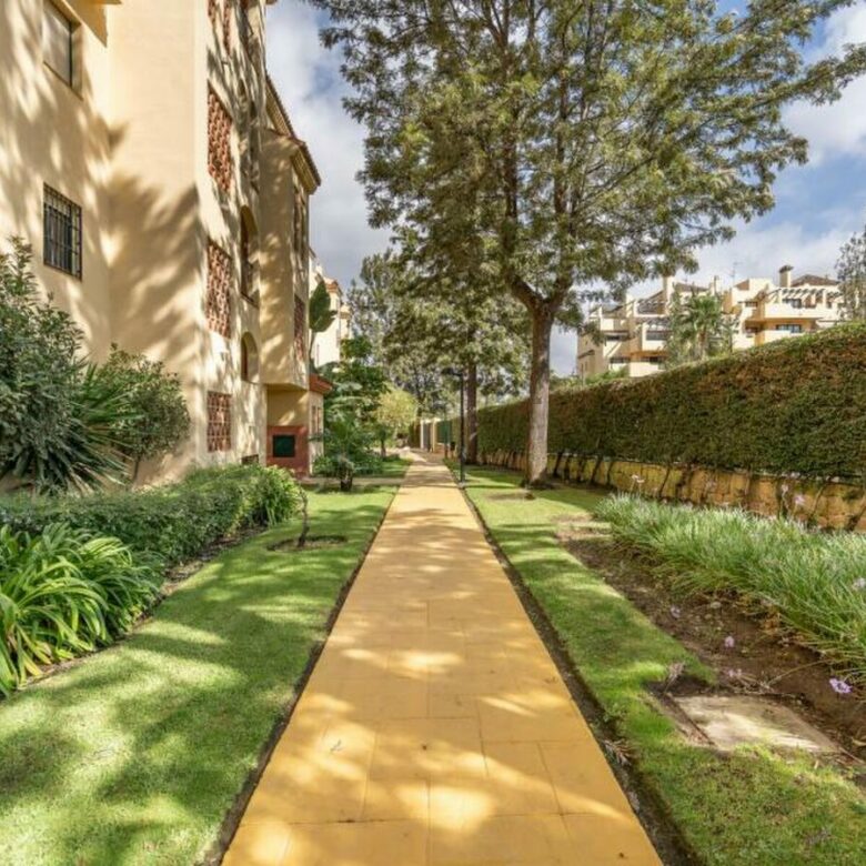 FOR SALE 🏡 Renovated Two-Bedroom Garden Apartment with Pool Views near the Golf – La Resina Golf, Estepona 🇪🇸