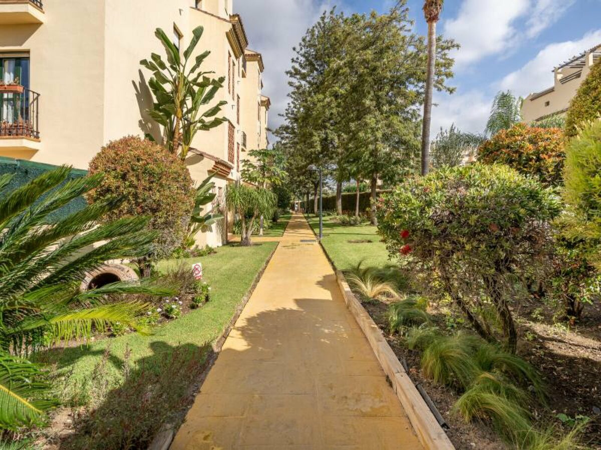 FOR SALE 🏡 Renovated Two-Bedroom Garden Apartment with Pool Views near the Golf – La Resina Golf, Estepona 🇪🇸