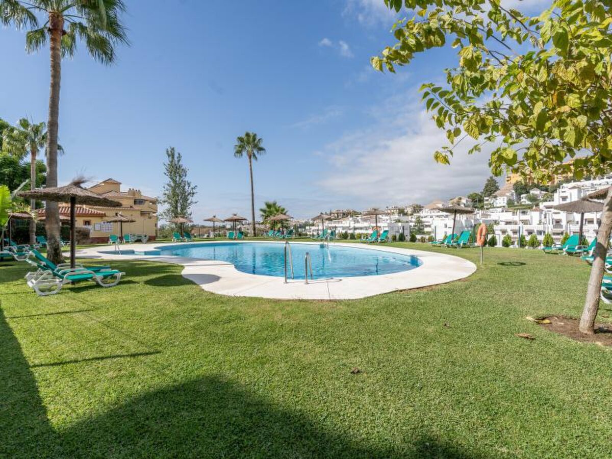 FOR SALE 🏡 Renovated Two-Bedroom Garden Apartment with Pool Views near the Golf – La Resina Golf, Estepona 🇪🇸