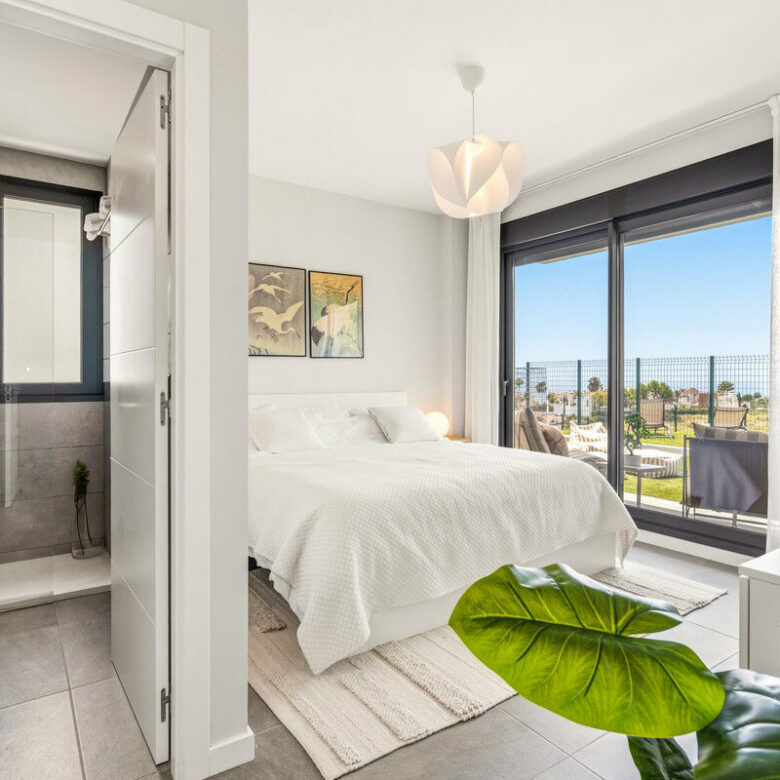 FOR SALE 🏡 New Three-Bedroom Semi-Detached Villa with Sea Views and Garden – Riviera del Sol, Mijas Costa 🇪🇸