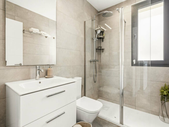 FOR SALE 🏡 New Three-Bedroom Semi-Detached Villa with Sea Views and Garden – Riviera del Sol, Mijas Costa 🇪🇸
