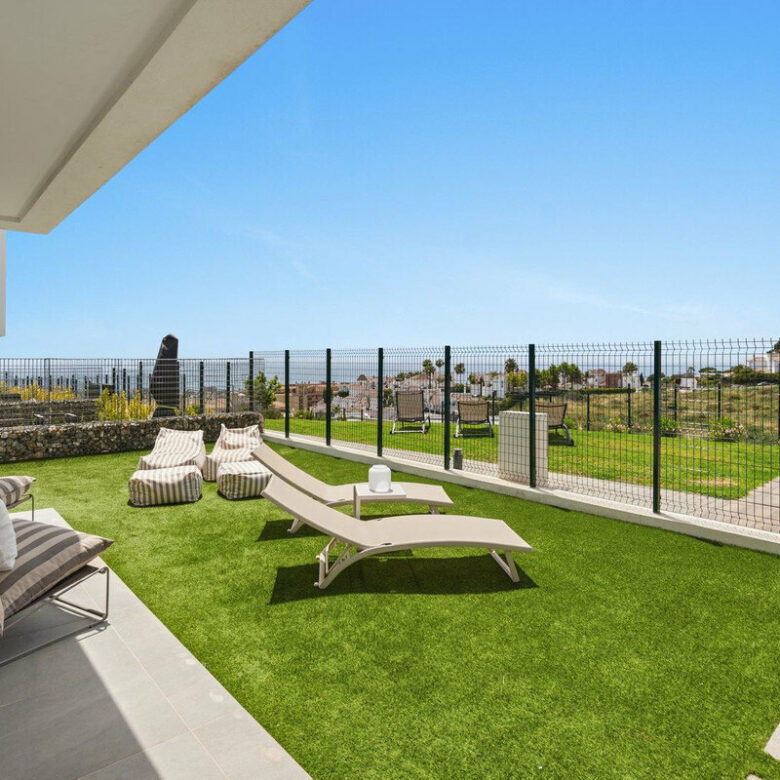 FOR SALE 🏡 New Three-Bedroom Semi-Detached Villa with Sea Views and Garden – Riviera del Sol, Mijas Costa 🇪🇸