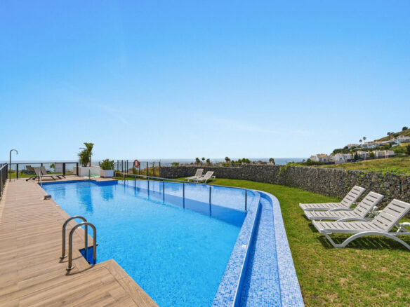 FOR SALE 🏡 New Three-Bedroom Semi-Detached Villa with Sea Views and Garden – Riviera del Sol, Mijas Costa 🇪🇸
