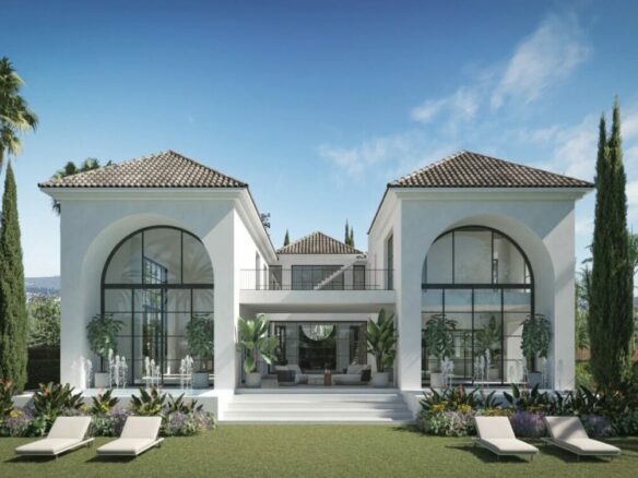 FOR SALE 🏡 Six-Bedroom Villa Project on a 2,273 m² Plot – Nueva Andalucía, Marbella 🇪🇸