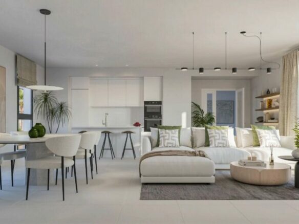 FOR SALE 🏡 South-Facing Two-Bedroom Penthouse with Private Solarium near Valle Romano Golf – Estepona 🇪🇸
