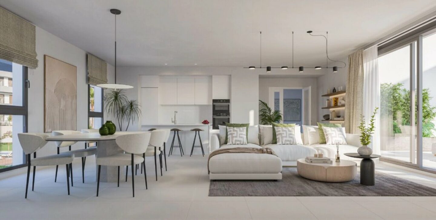 FOR SALE 🏡 South-Facing Two-Bedroom Penthouse with Private Solarium near Valle Romano Golf – Estepona 🇪🇸