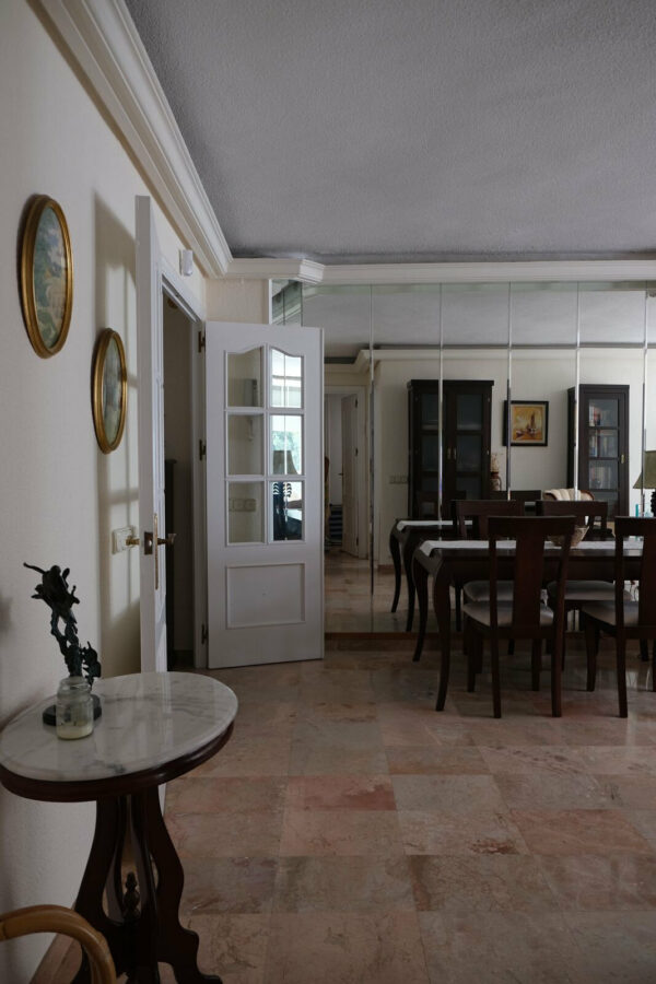 FOR SALE 🏡 Three-Bedroom Apartment with Sea Views from Every Bedroom, Steps from the Promenade – Marbella Centre 🇪🇸