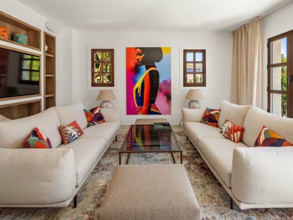 FOR SALE 🏡 Beachside Three-Bedroom Townhouse with Sea View Terraces – Golden Mile, Marbella 🇪🇸