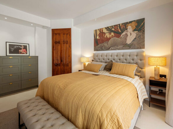 FOR SALE 🏡 Beachside Three-Bedroom Townhouse with Sea View Terraces – Golden Mile, Marbella 🇪🇸