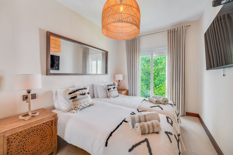 FOR SALE 🏡 Renovated Frontline Beach Townhouse with Private Garden and Jacuzzi – Las Chapas, Marbella East 🇪🇸