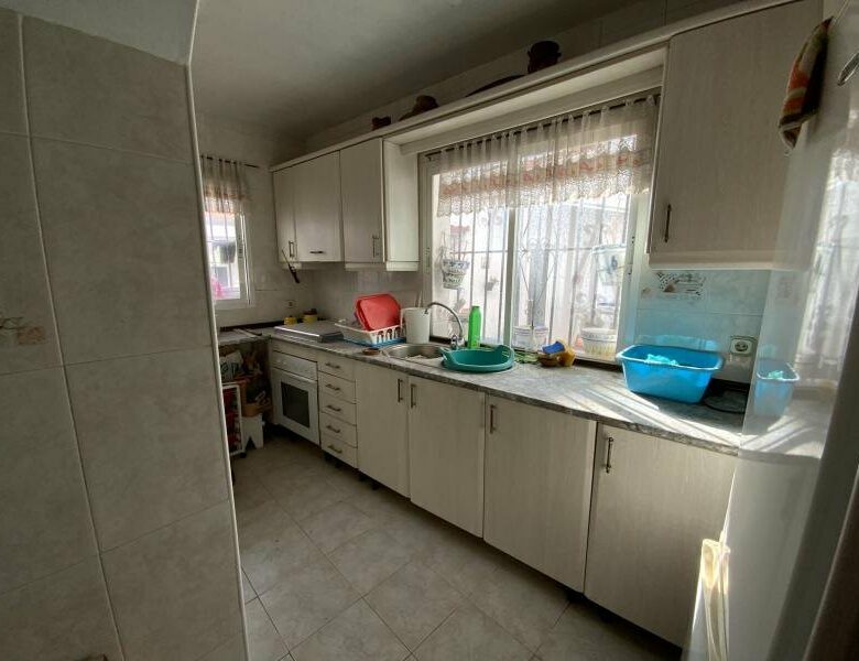 FOR SALE 🏡 Three-Storey Townhouse to Renovate Steps from the Sea – Old Town, Marbella 🇪🇸
