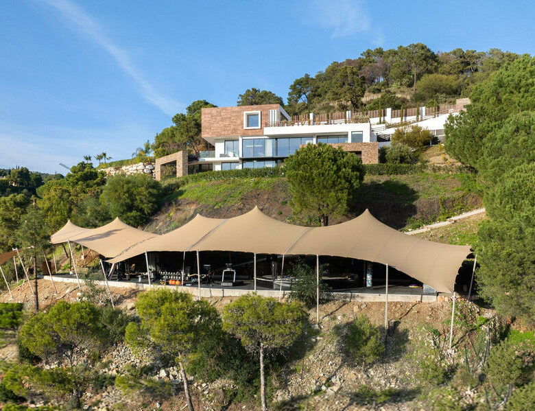 FOR SALE 🏡 Five-Bedroom Villa with Infinity Pool and Panoramic Views on a 5,000 m² Plot – El Madroñal, Benahavís 🇪🇸